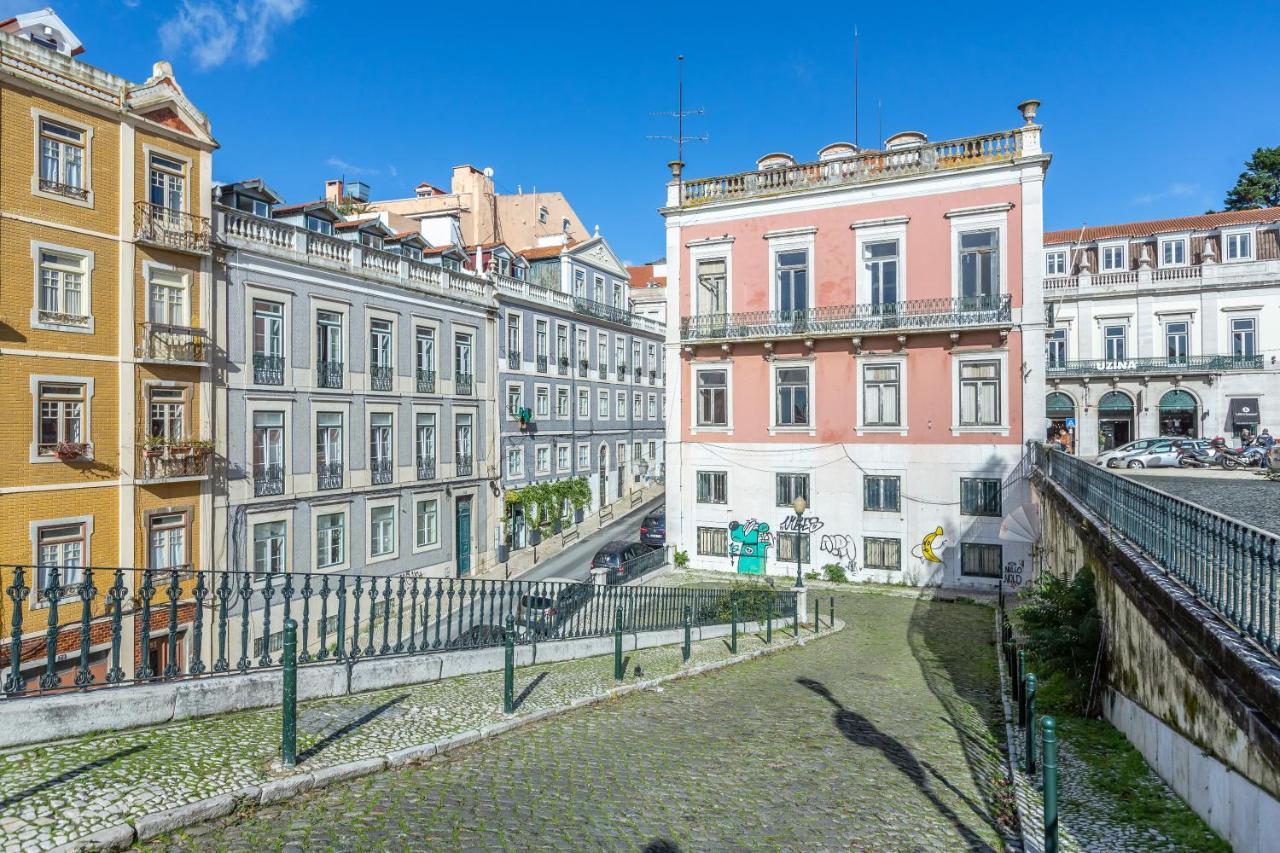 Principe Real Charming Garden View Flat At The Heart Of Lisbon Apartment Екстериор снимка