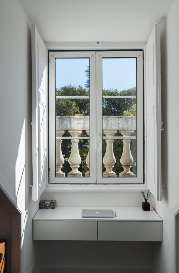 Principe Real Charming Garden View Flat At The Heart Of Lisbon Apartment Екстериор снимка