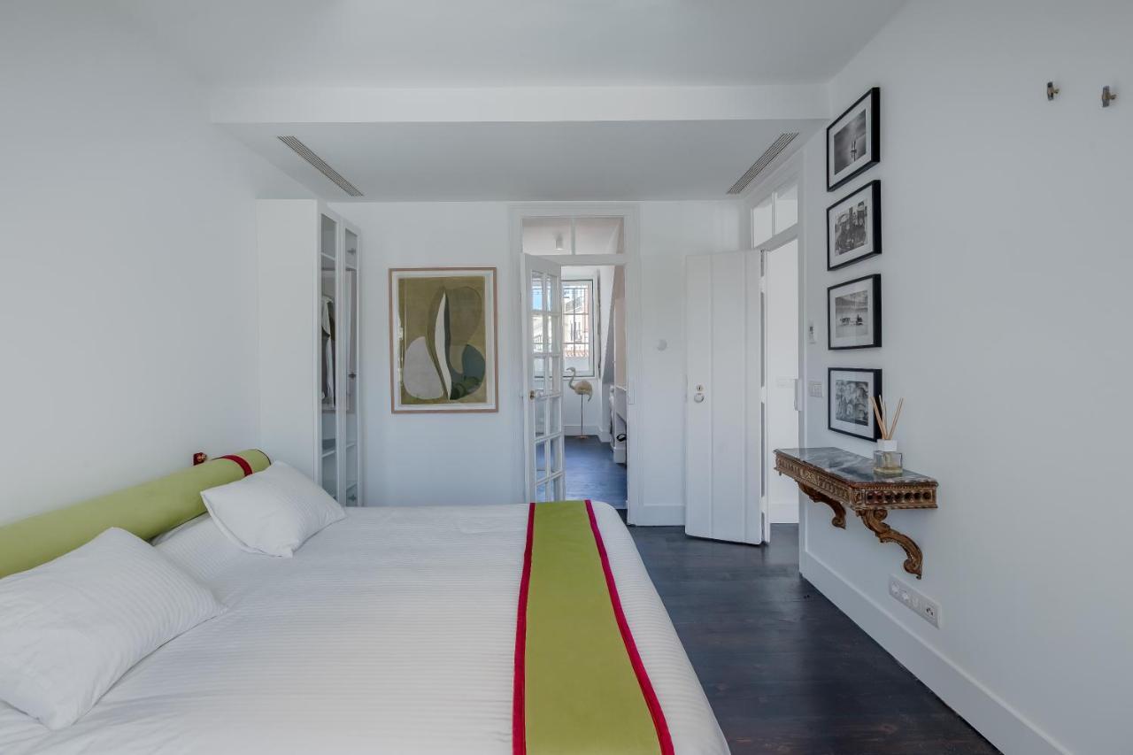 Principe Real Charming Garden View Flat At The Heart Of Lisbon Apartment Екстериор снимка