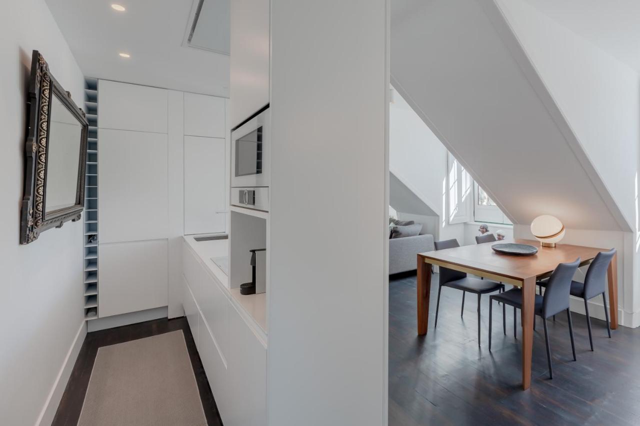 Principe Real Charming Garden View Flat At The Heart Of Lisbon Apartment Екстериор снимка