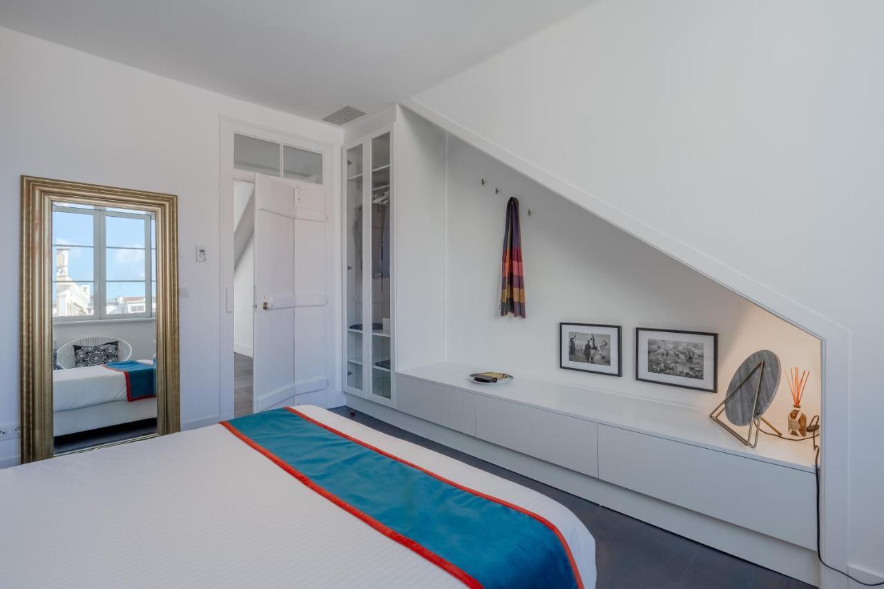 Principe Real Charming Garden View Flat At The Heart Of Lisbon Apartment Екстериор снимка