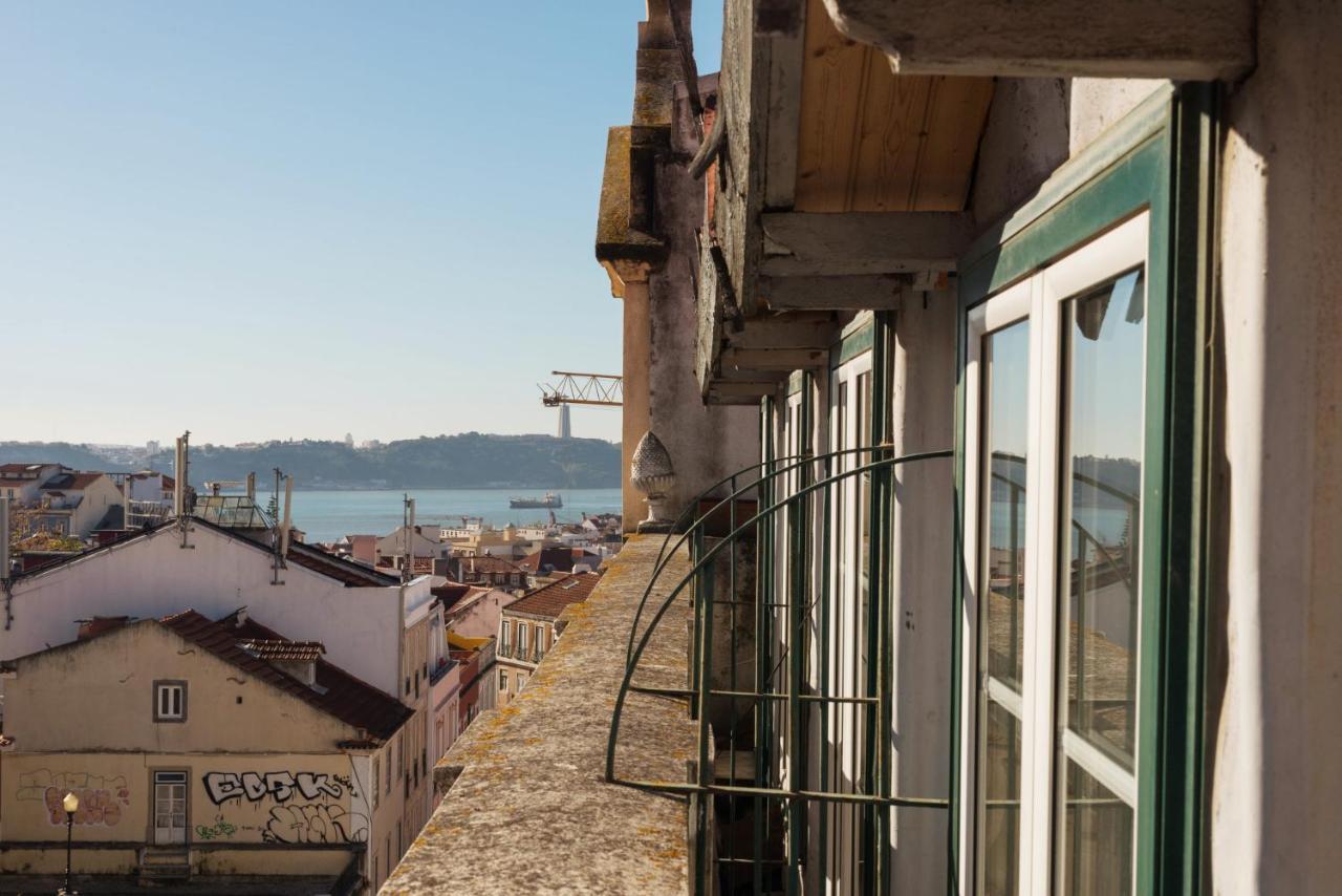 Principe Real Charming Garden View Flat At The Heart Of Lisbon Apartment Екстериор снимка